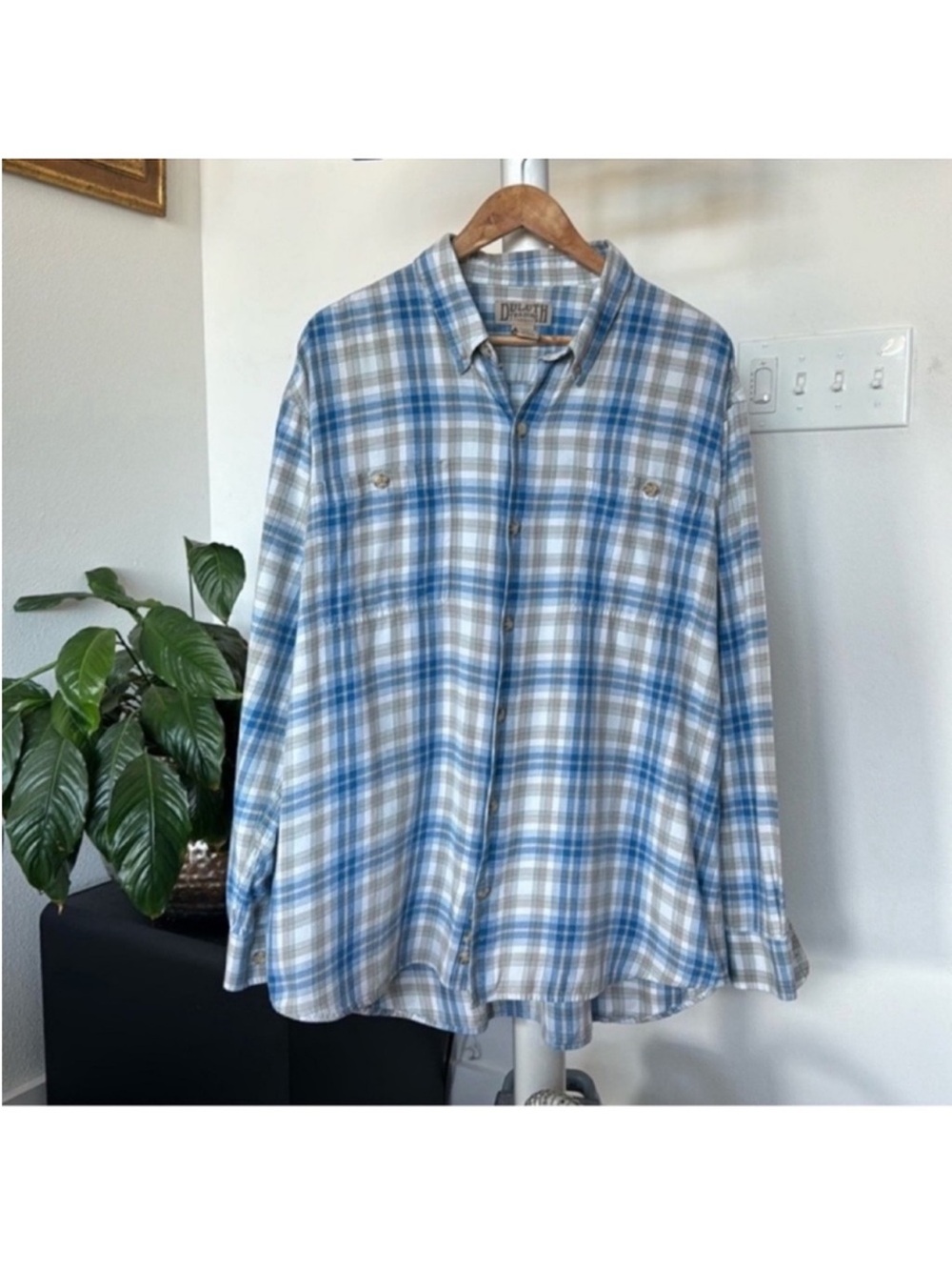 Duluth Men’s Free Swinging Flannel Plaid Button Up Shirt Sz XL Work Blue White